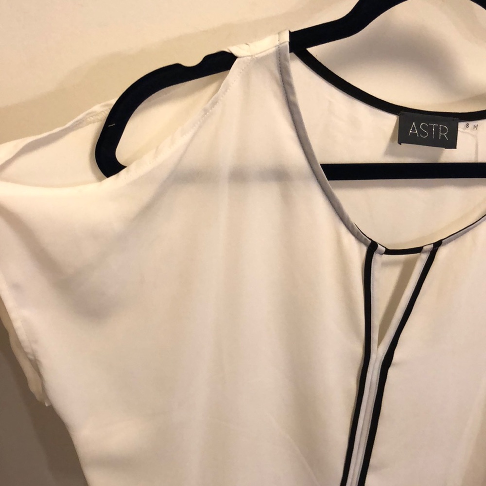 ASTR tunic - Picture 2 of 4